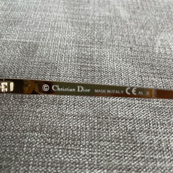 CHRISTIAN DIOR gradient aviator sunnies - Picture 9 of 12